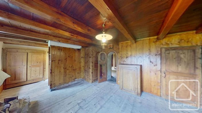 Image No.8-3 Bed House for sale