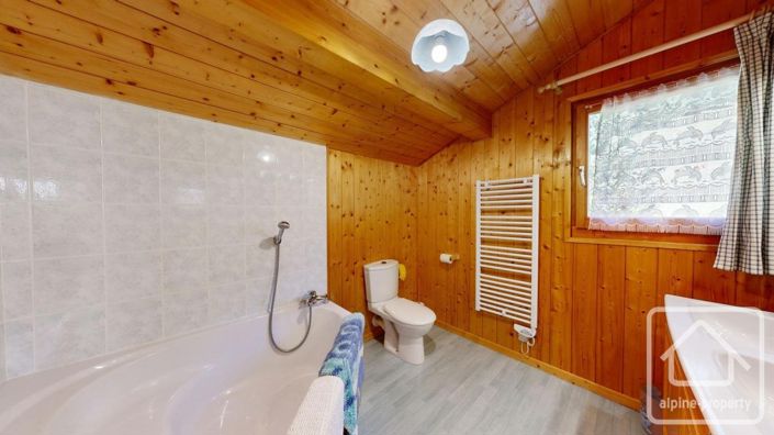Image No.22-4 Bed Property for sale