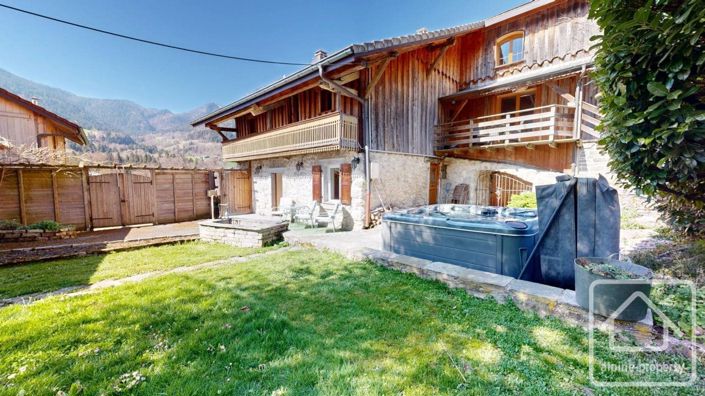 Image No.54-Propriété de 8 chambres à vendre à Le Biot