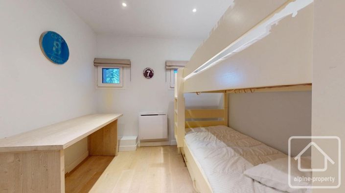 Image No.16-4 Bed Apartment for sale
