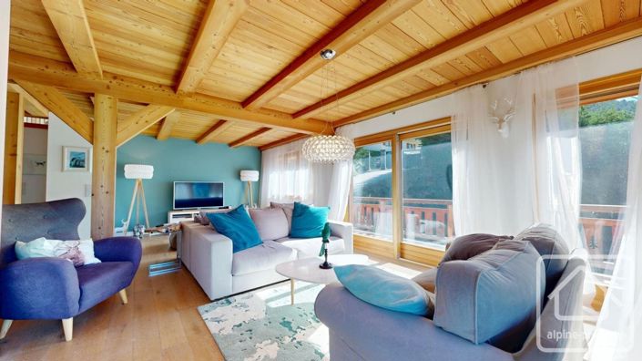 Image No.14-5 Bed Property for sale