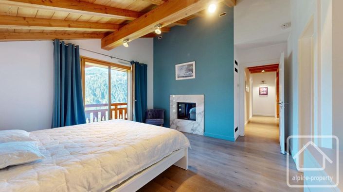 Image No.25-5 Bed Property for sale