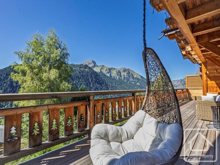 Image No.3-5 Bed Property for sale