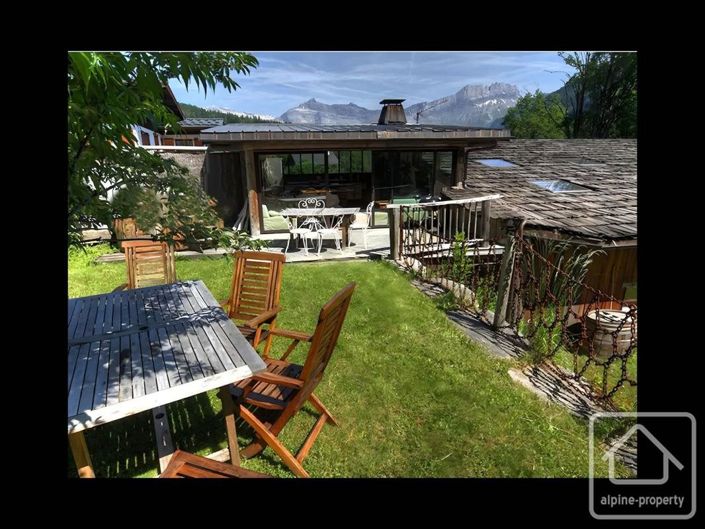 Image No.18-5 Bed Property for sale