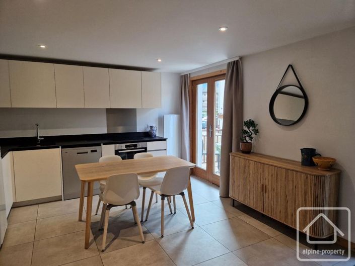Image No.12-2 Bed Apartment for sale
