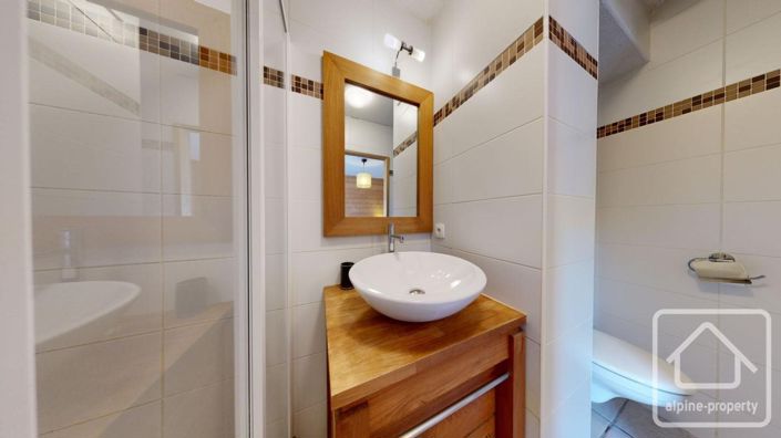 Image No.19-2 Bed Apartment for sale