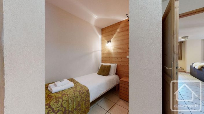 Image No.22-2 Bed Apartment for sale