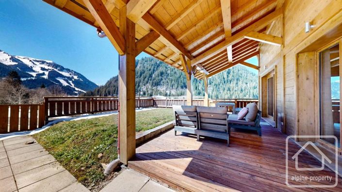 Image No.41-5 Bed Property for sale