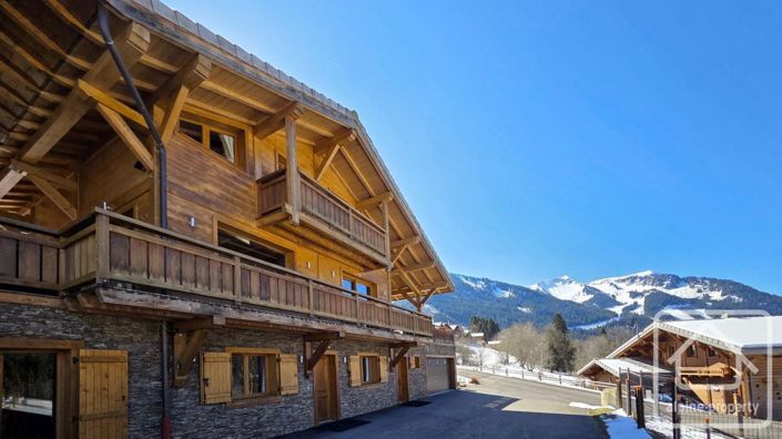 Image No.47-5 Bed Property for sale