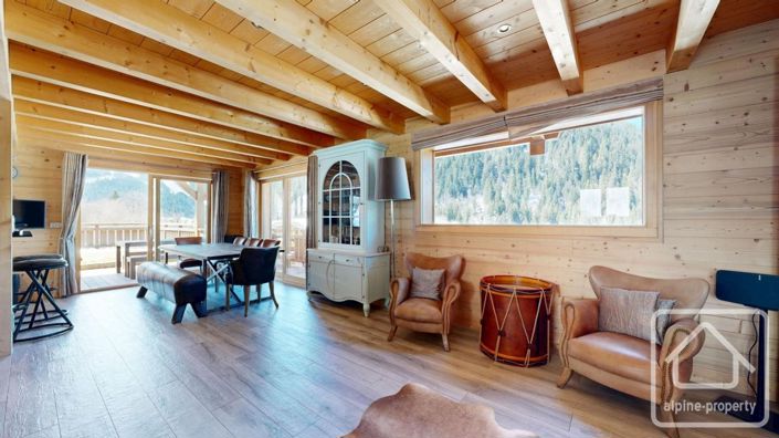 Image No.6-5 Bed Property for sale