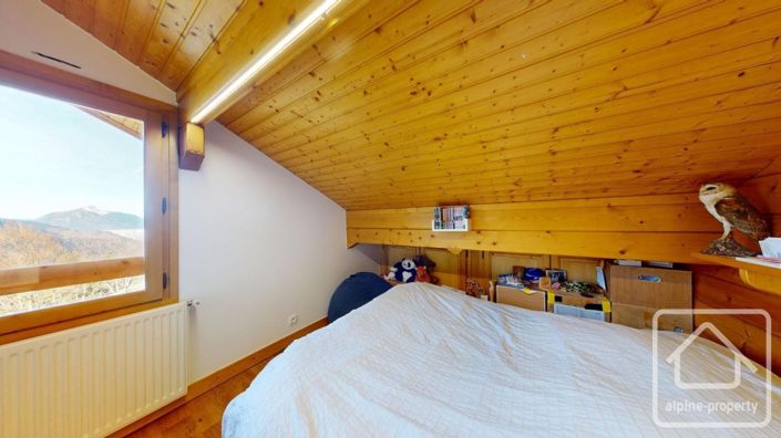 Image No.15-4 Bed Property for sale