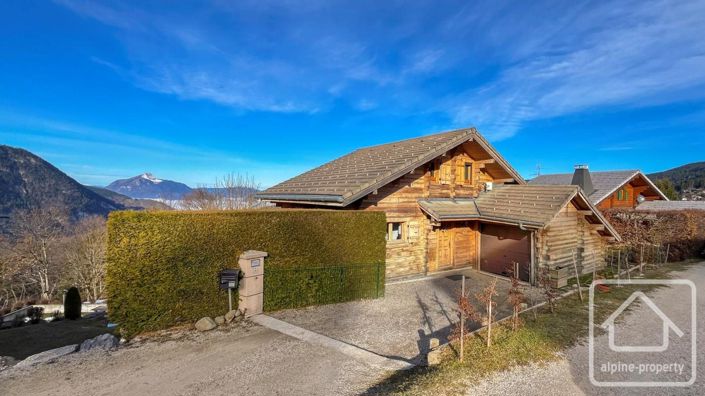 Image No.25-4 Bed Property for sale