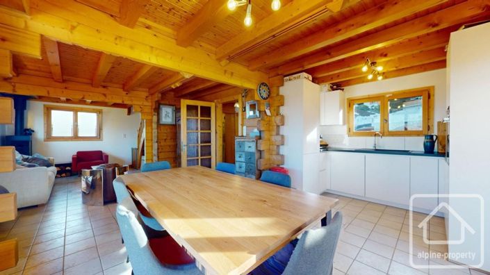 Image No.7-4 Bed Property for sale
