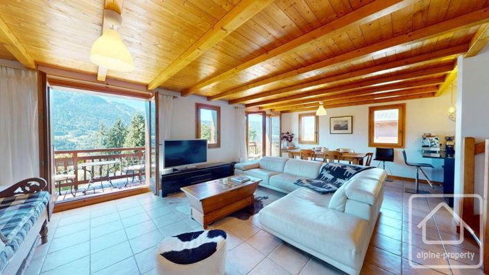Image No.13-7 Bed Property for sale