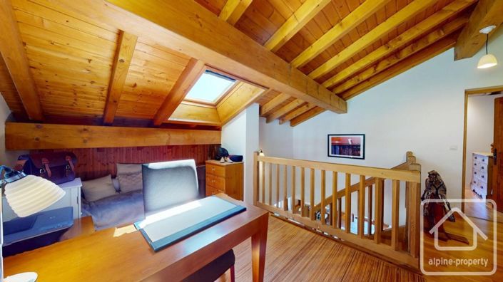 Image No.41-7 Bed Property for sale