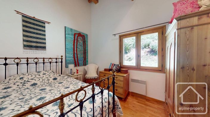 Image No.47-7 Bed Property for sale