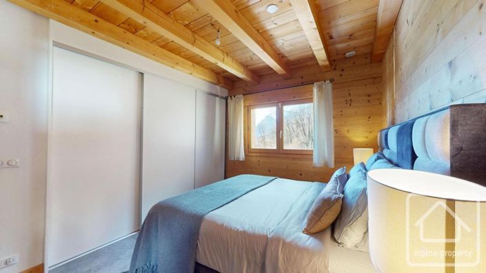 Image No.18-4 Bed Property for sale