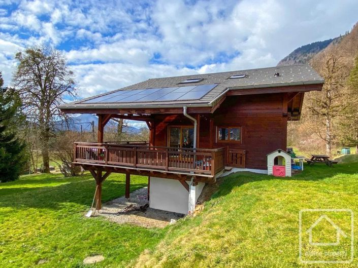 Image No.4-4 Bed Property for sale