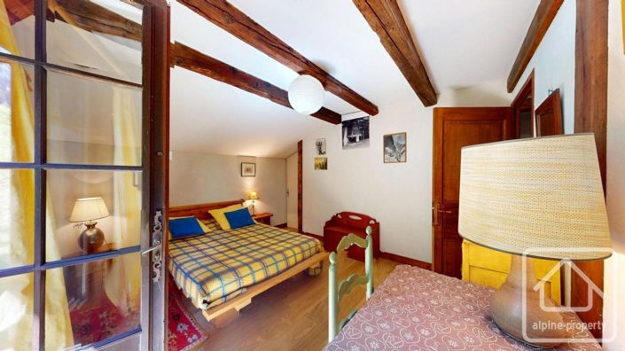 Image No.16-4 Bed Property for sale