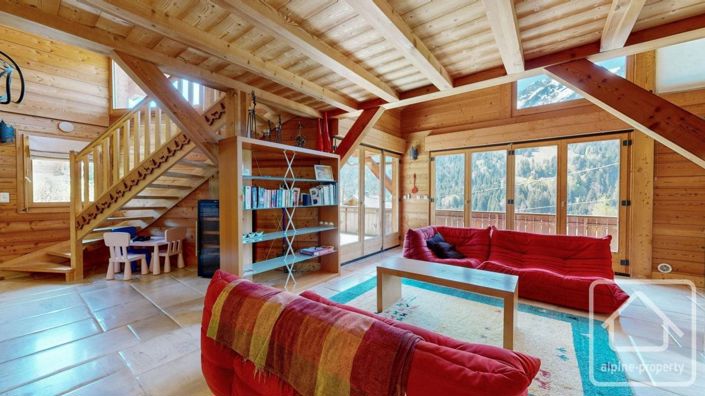 Image No.9-4 Bed Property for sale