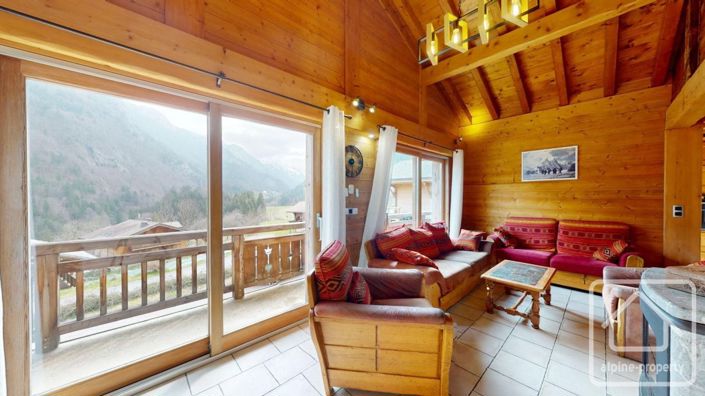 Image No.10-6 Bed Property for sale