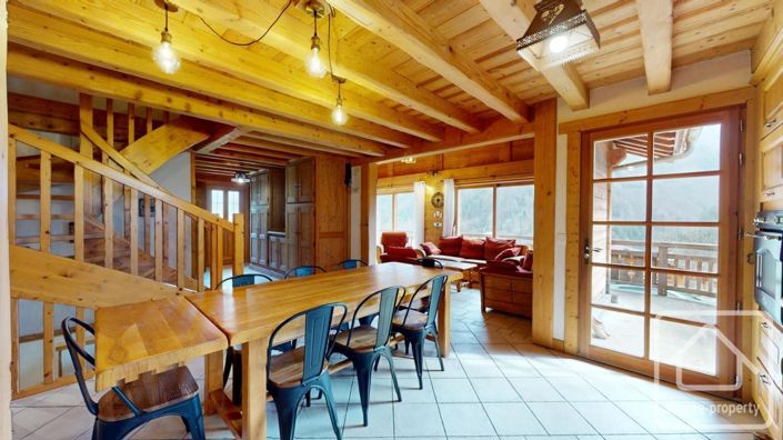 Image No.13-6 Bed Property for sale