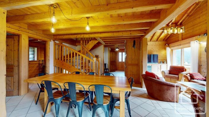 Image No.14-6 Bed Property for sale