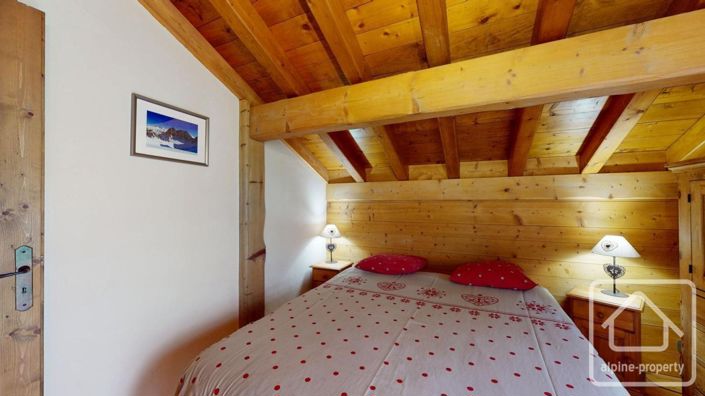 Image No.31-6 Bed Property for sale