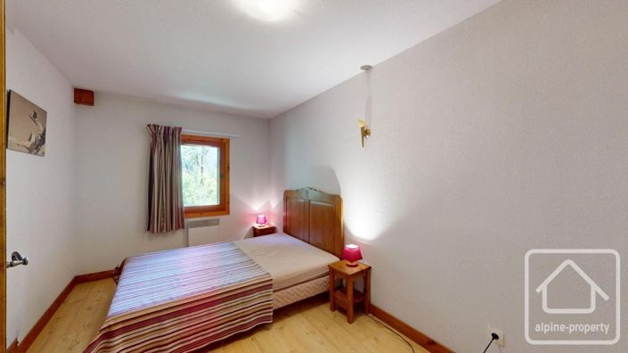 Image No.11-2 Bed Apartment for sale