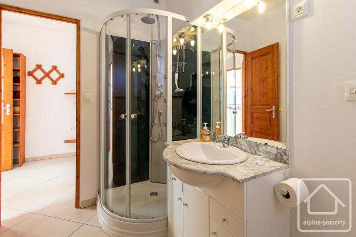 Image No.35-Propriété de 7 chambres à vendre à Verchaix