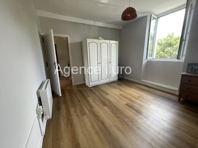 Image No.11-5 Bed House for sale