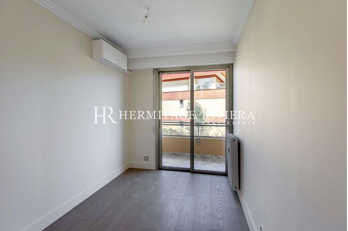 Image No.8-3 Bed Apartment for sale
