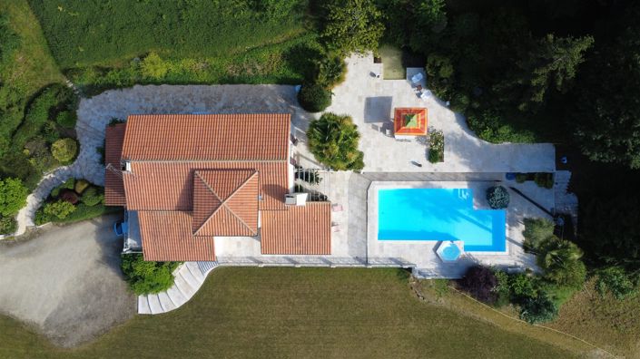 Image No.2-5 Bed House for sale