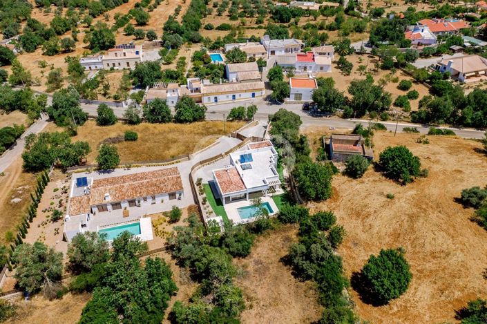 Image No.41-3 Bed House for sale