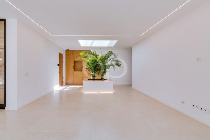 Image No.57-3 Bed House for sale