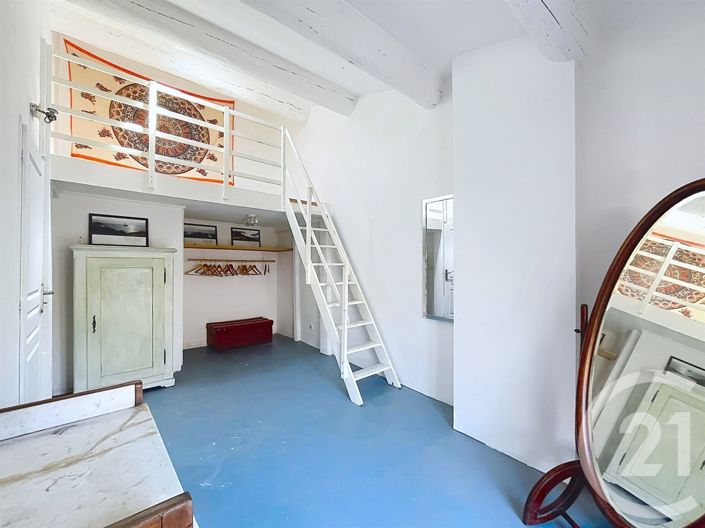 Image No.23-4 Bed Apartment for sale