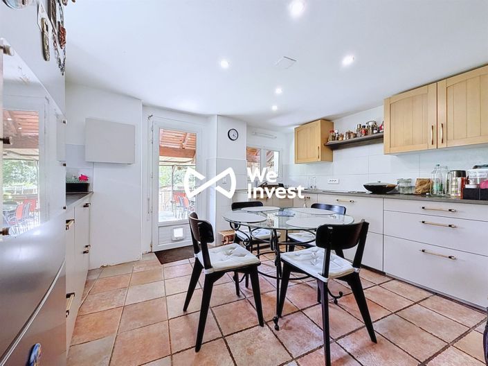 Image No.4-5 Bed House for sale