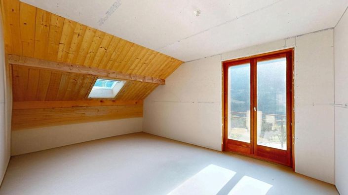 Image No.25-Propriété de 5 chambres à vendre à Le Biot