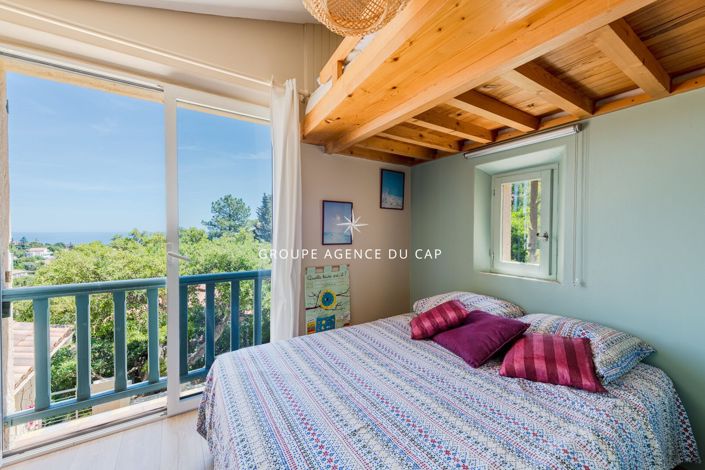 Image No.11-6 Bed House for sale
