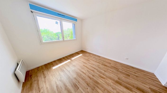 Image No.11-3 Bed Apartment for sale