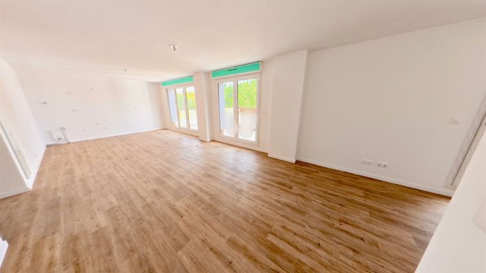 Image No.6-3 Bed Apartment for sale