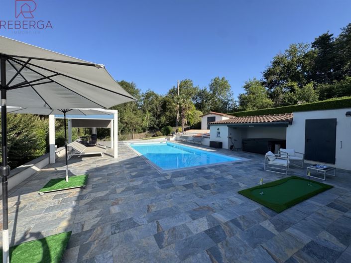 Image No.26-4 Bed House for sale