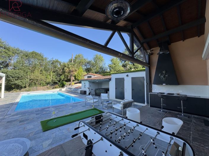 Image No.28-4 Bed House for sale