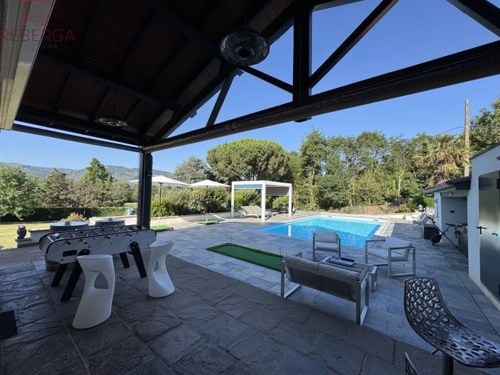 Image No.8-4 Bed House for sale