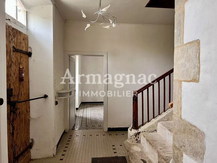 Image No.6-4 Bed House for sale