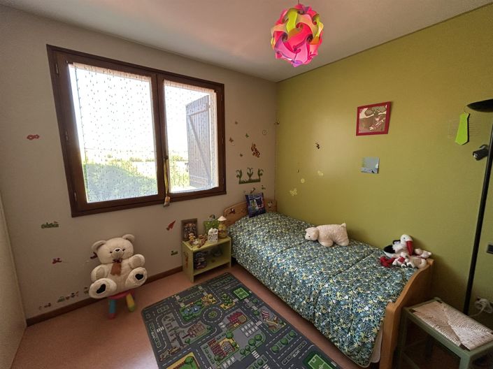 Image No.12-3 Bed House for sale