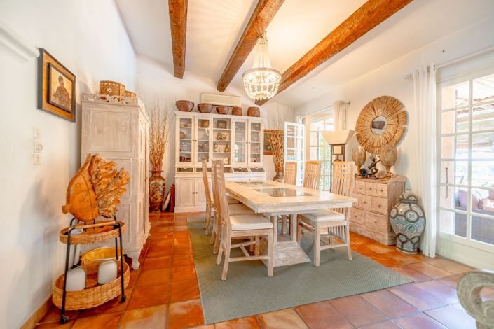 Image No.5-4 Bed House for sale
