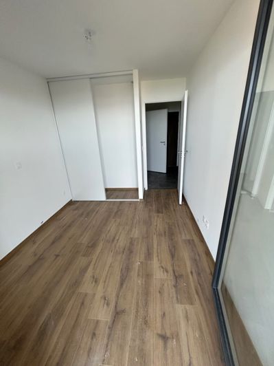 Image No.8-Appartement de 2 chambres à vendre à Neuvecelle