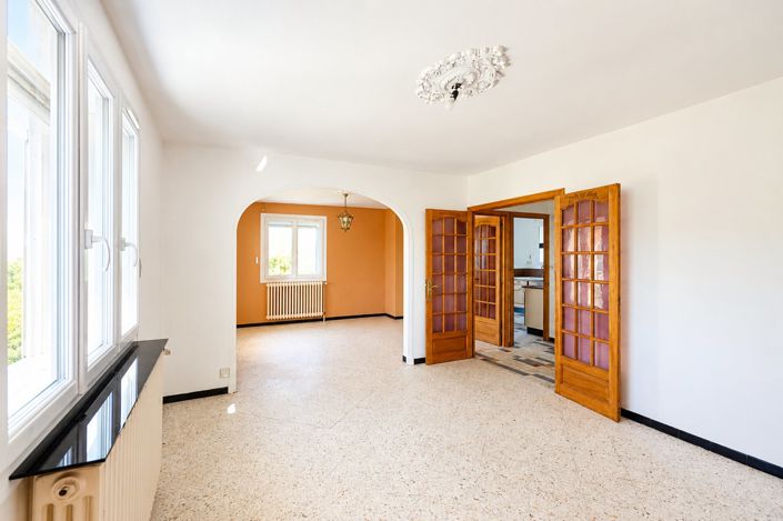 Image No.3-3 Bed House for sale