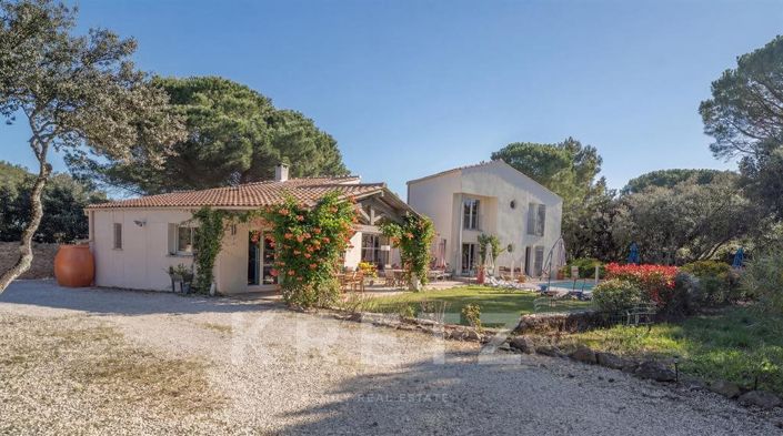 Image No.19-5 Bed House for sale